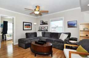 313 E Bay Ave B